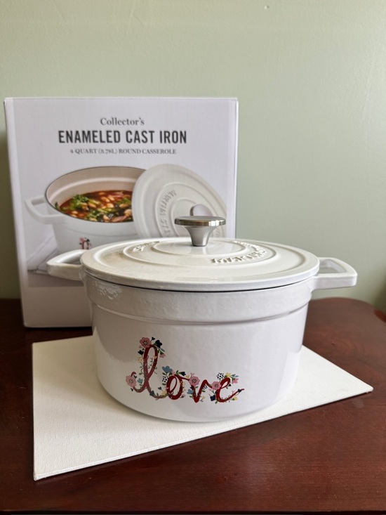 Martha Stewart Other - Enameled Cast Iron Martha Stewart Round Casserole - White 'Love'